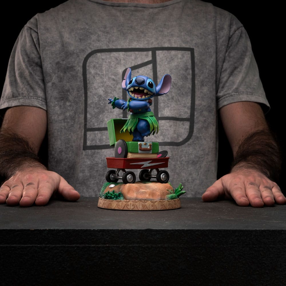 Iron Studios - Art Scale 1/10 - Disney Classics - Stitch Hula Hula Statue 17cm