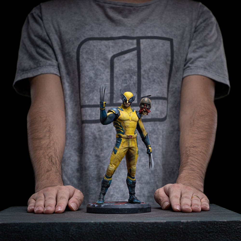 Iron Studios - Arts Scale 1/10 - Marvel - Deadpool 3 - Wolverine Statue 22cm