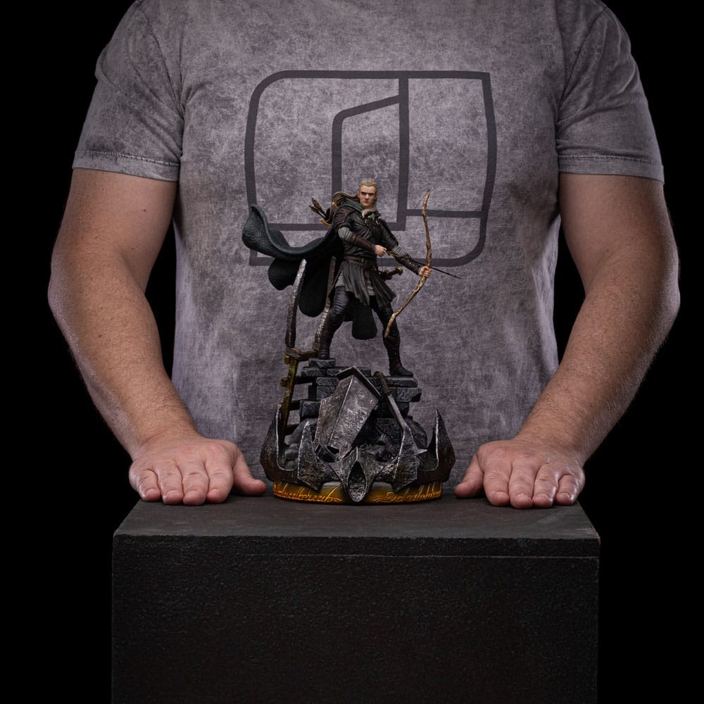 Iron Studios - Art Scale 1/10 - The Lord of the Rings - Legolas Unleashed Statue 29cm