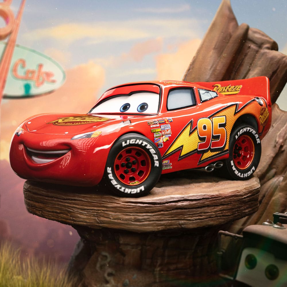 Cars statuette 1/10 Deluxe Art Scale Lightning Mcqueen & Tow Mater 31 cm