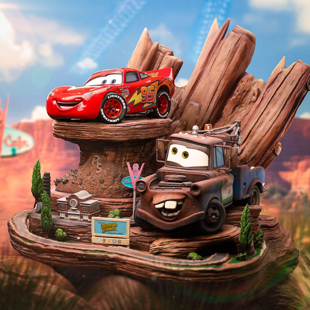 Cars statuette 1/10 Deluxe Art Scale Lightning Mcqueen & Tow Mater 31 cm