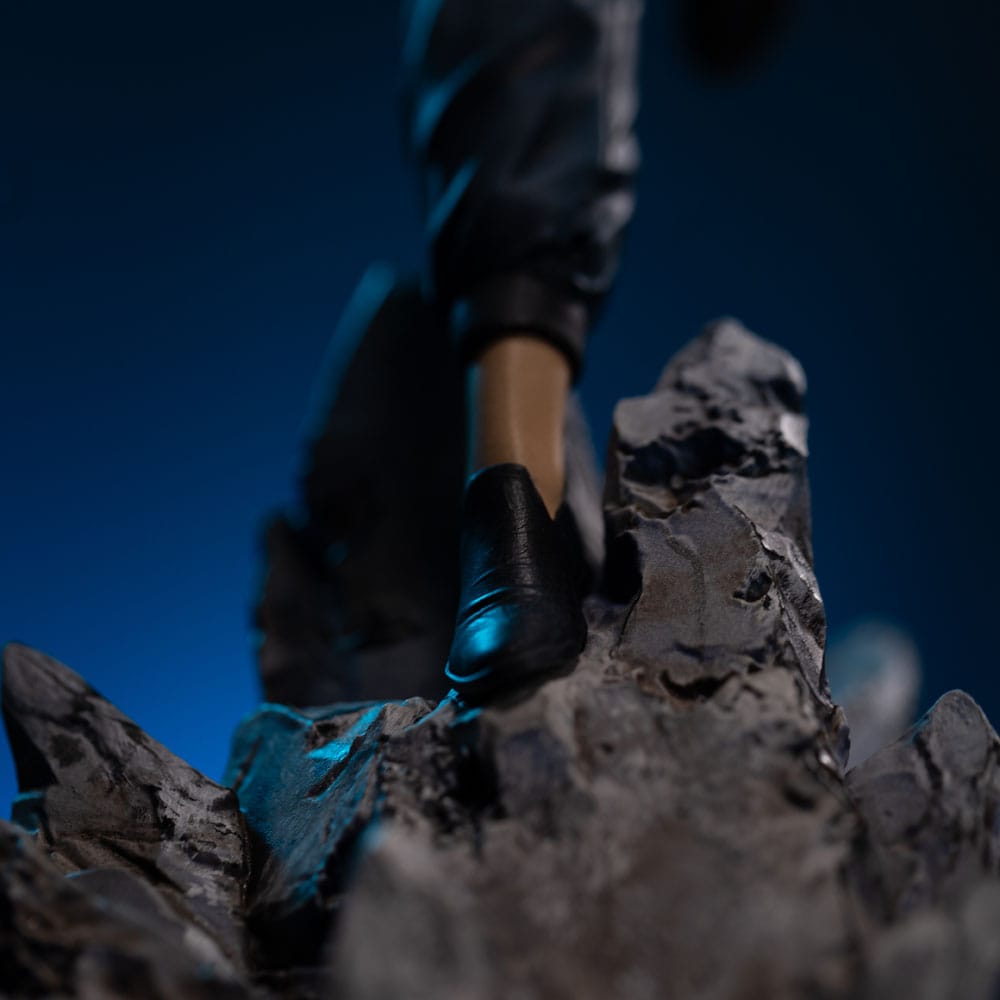 Iron Studios - Art Scale 1/10 - Yu Yu Hakusho - Yusuke Urameshi Statue 25cm