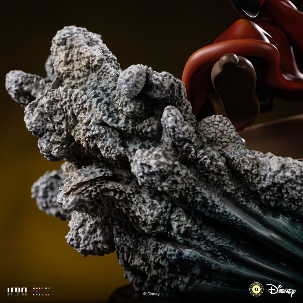 Iron Studios - Deluxe Art Scale 1/10 - Disney Classics - Mickey Sorcier Statue 28cm