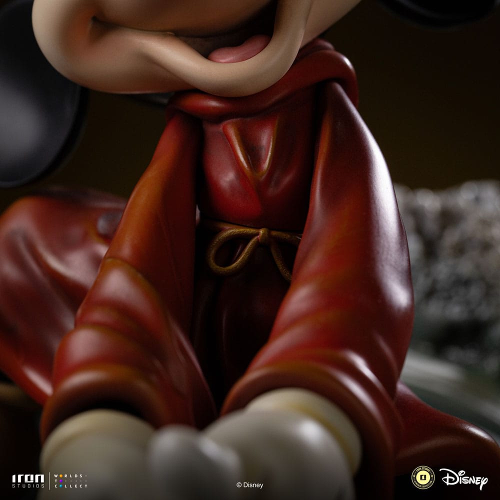 Iron Studios - Deluxe Art Scale 1/10 - Disney Classics - Mickey Sorcier Statue 28cm