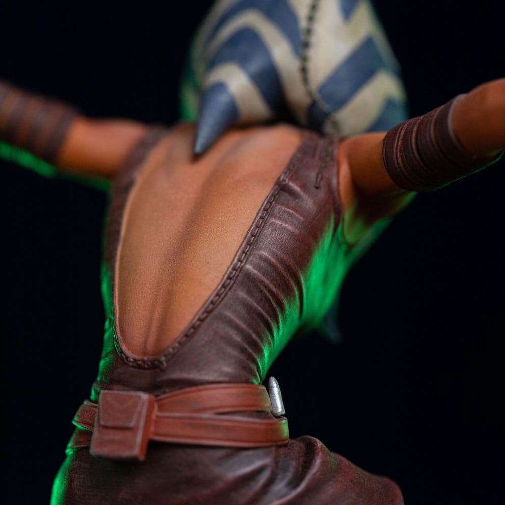 Star Wars: The Clone Wars statuette 1/10 Art Scale Ahsoka Tano 19 cm