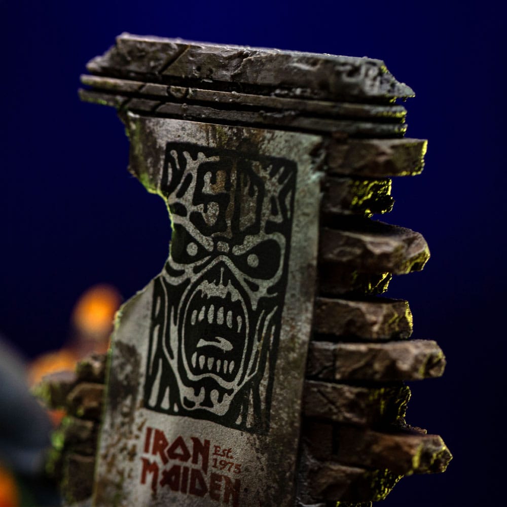 Iron Studios - Art Scale 1/10 - Iron Maiden - Eddie (50th Anniversary) Statue 22cm