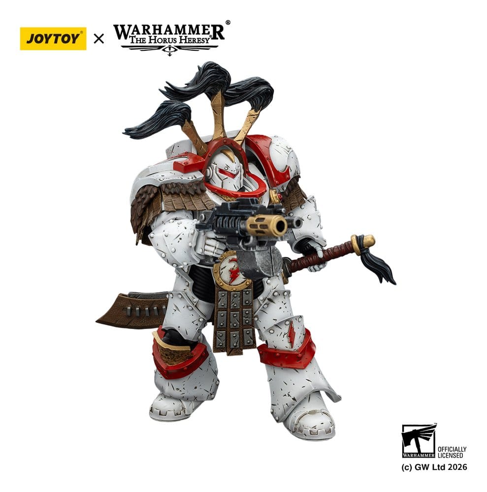 Warhammer 40,000 figurine White Scars Legion Praetor in Cataphractii Terminator Armour with Cyber Hawk Chogorian sword and combi-melta 14 cm