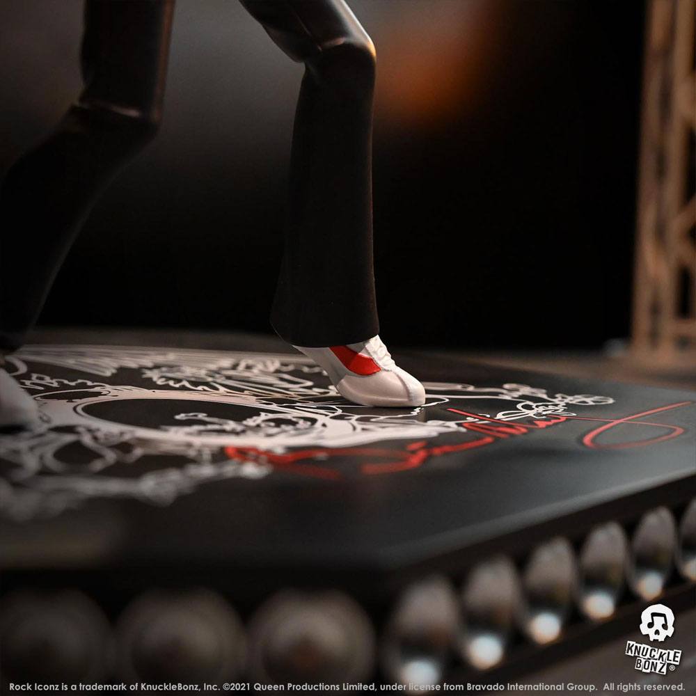 Queen statuette Rock Iconz Brian May Limited Edition 23 cm