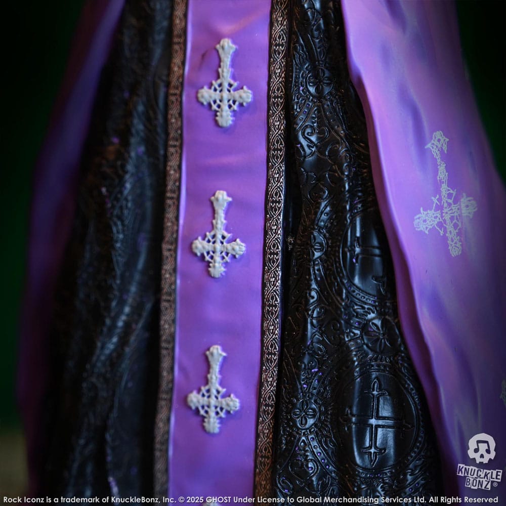 Ghost statuette Rock Iconz Papa V Perpetua Purple Robes 22 cm