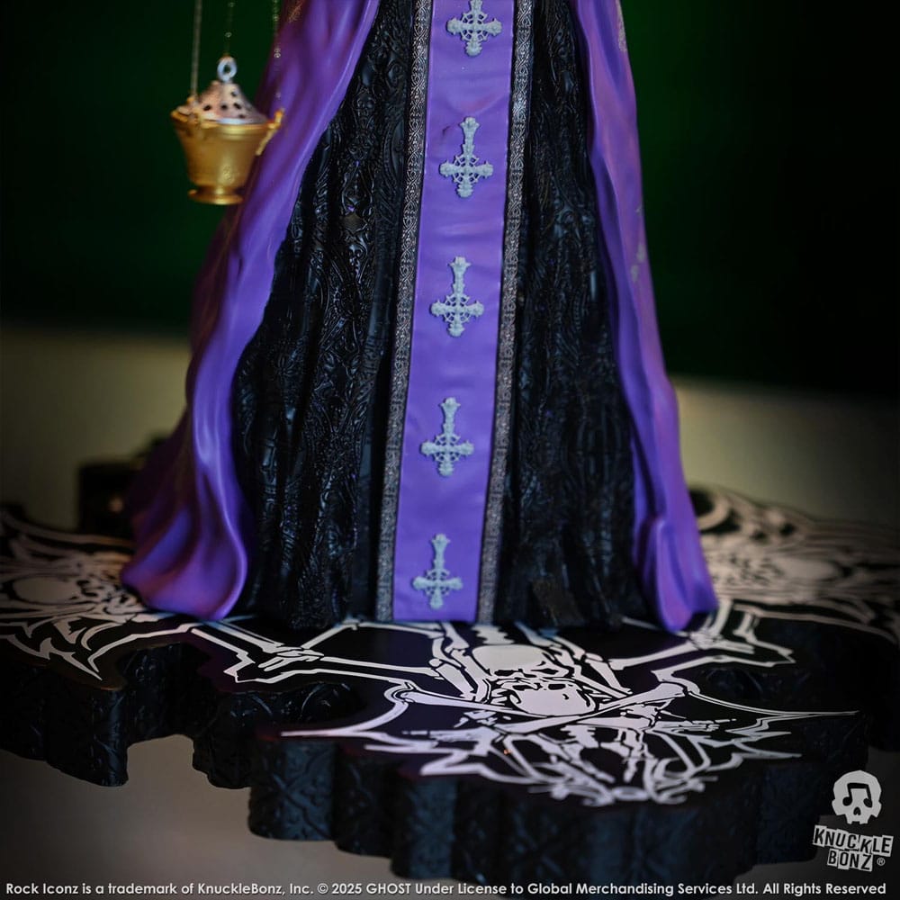Ghost statuette Rock Iconz Papa V Perpetua Purple Robes 22 cm
