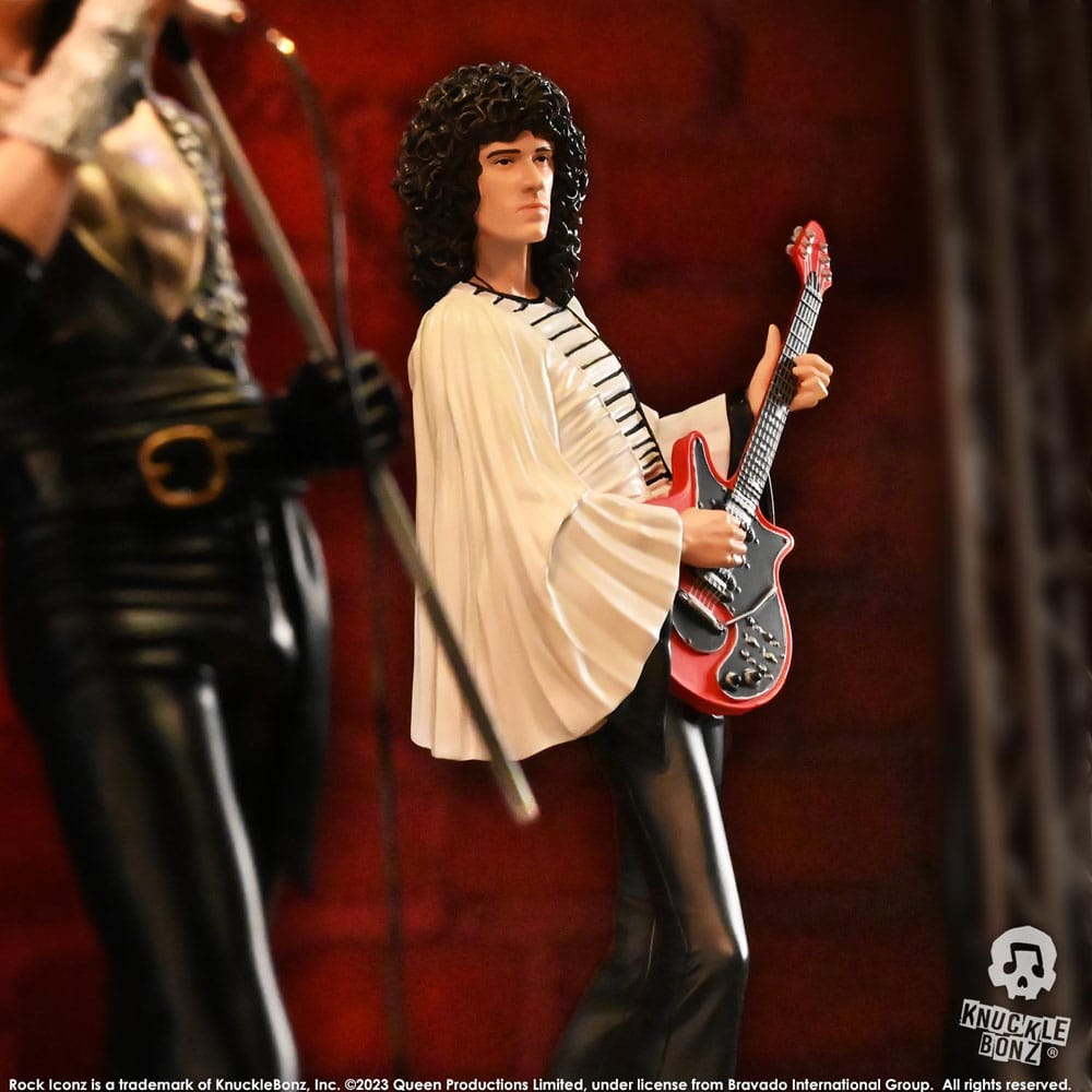 Queen statuette Rock Iconz Brian May II (Sheer Heart Attack Era) 23 cm