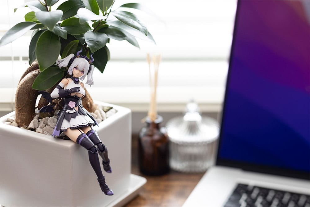 Arcanadea figurine Plastic Model Kit Soffiera 17 cm