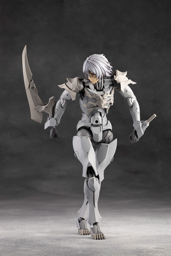 Megalomaria Unlimited Universe figurine Plastic Model Kit Zirconia 18 cm