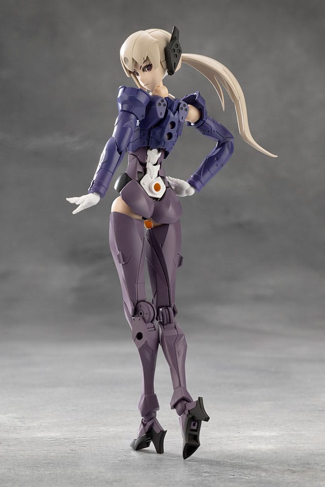 Megalomaria Unlimited Universe figurine Plastic Model Kit Valiant 16 cm