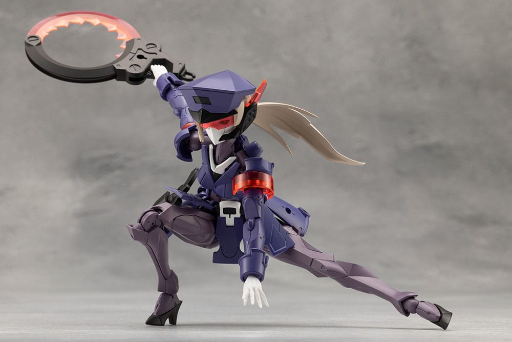 Megalomaria Unlimited Universe figurine Plastic Model Kit Valiant 16 cm