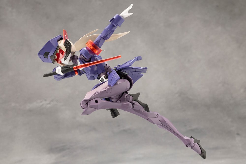 Megalomaria Unlimited Universe figurine Plastic Model Kit Valiant 16 cm