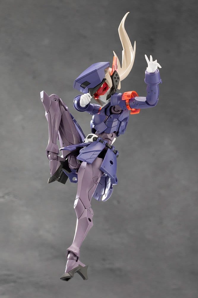 Megalomaria Unlimited Universe figurine Plastic Model Kit Valiant 16 cm