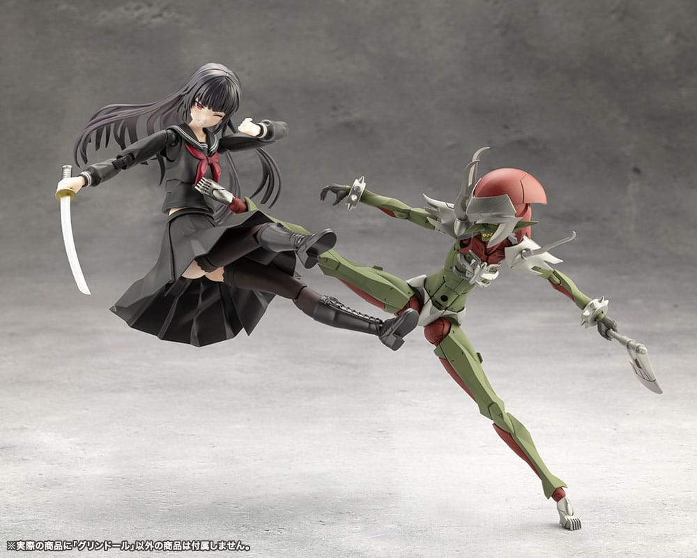 Megalomaria Unlimited Universe figurine Plastic Model Kit Grin Doll 16 cm