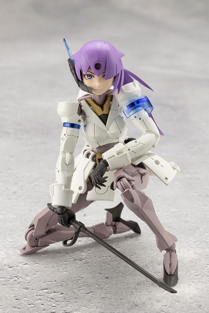 Megalomaria Unlimited Universe figurine Plastic Model Kit Vanguard Leader 16 cm