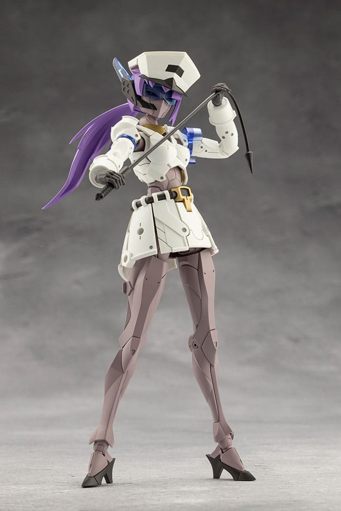 Megalomaria Unlimited Universe figurine Plastic Model Kit Vanguard Leader 16 cm