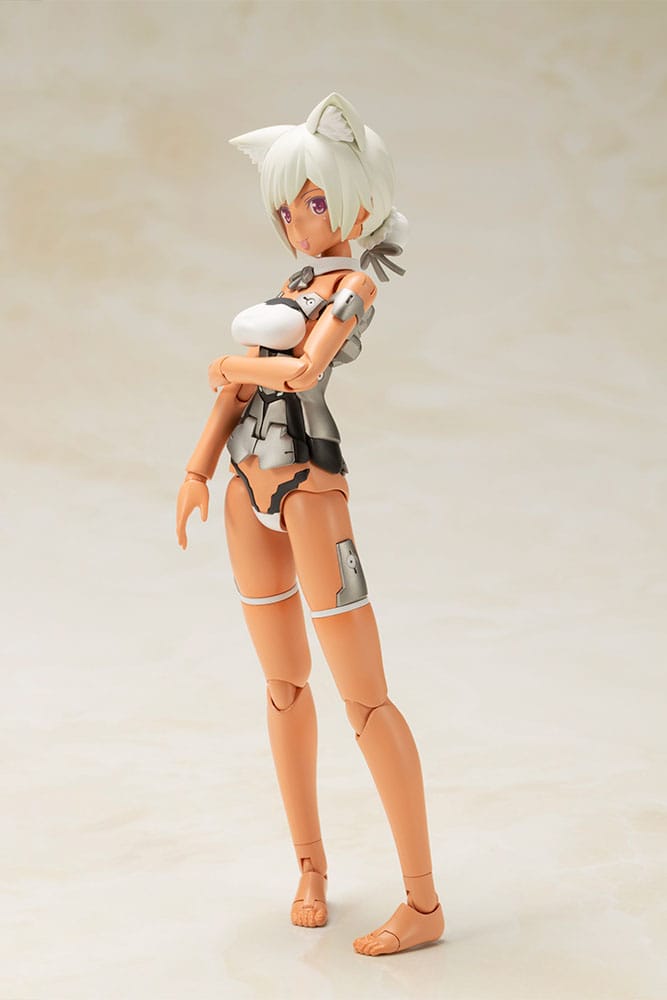 Frame Arms Girl figurine Plastic Model Kit Laetitia Silver Ver. 15 cm