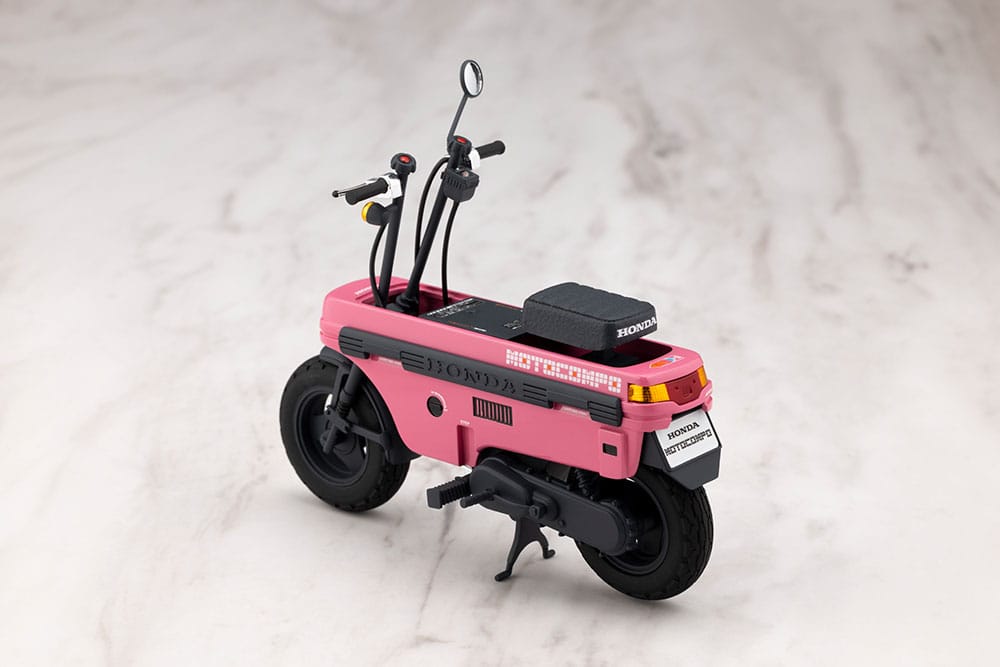 Sousai Shojo Teien figurine Plastic Model Kit 1/10 Emma Koishikawa Nocturne with Honda AB12 Motocompo 14 cm