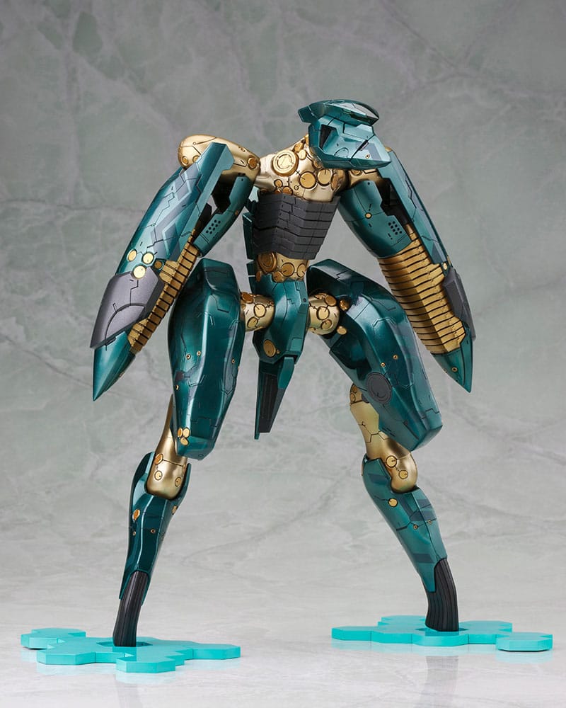 Metal Gear Solid 4 figurine Plastic Model Kit 1/100 Metal Gear Ray 21 cm