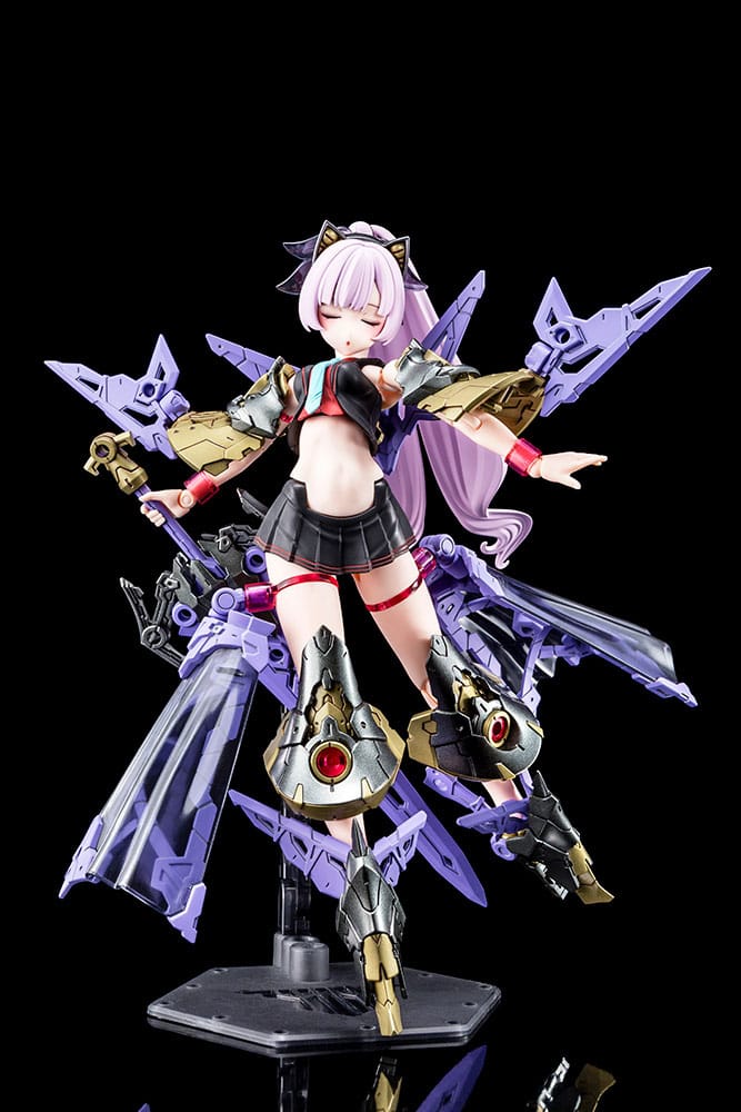 Megami Device figurine Plastic Model Kit 1/1 Buster Doll Paladin Darkness Claw 17 cm