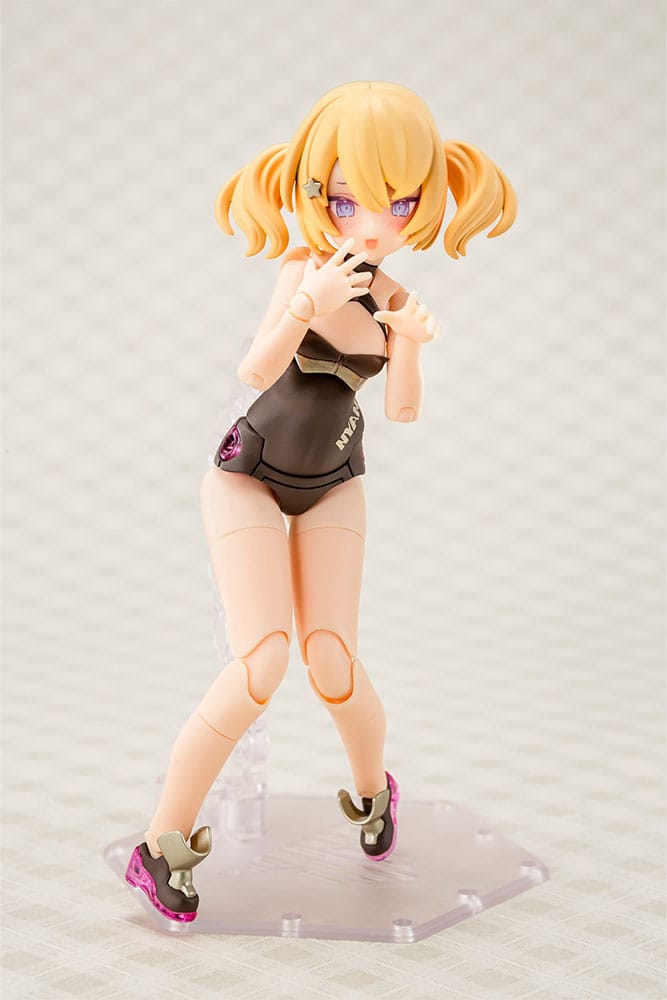 Megami Device figurine Plastic Model Kit 1/1 Puni Mofu Kuro Mao 14 cm
