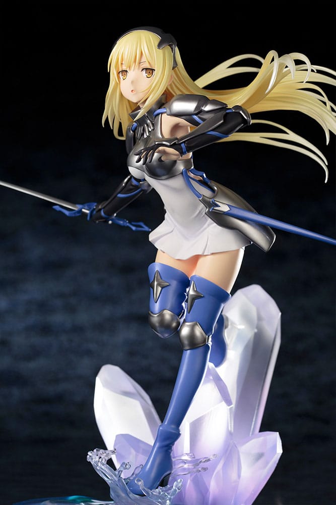 Sword Oratoria: Is it Wrong to Try to Pick Up Girls in a Dungeon? On the Side statuette PVC 1/7 Ais Wallenstein 24 cm