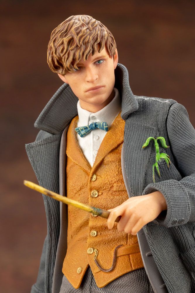 Les Animaux fantastiques 2 statuette PVC ARTFX+ 1/10 Newt Scamander 18 cm