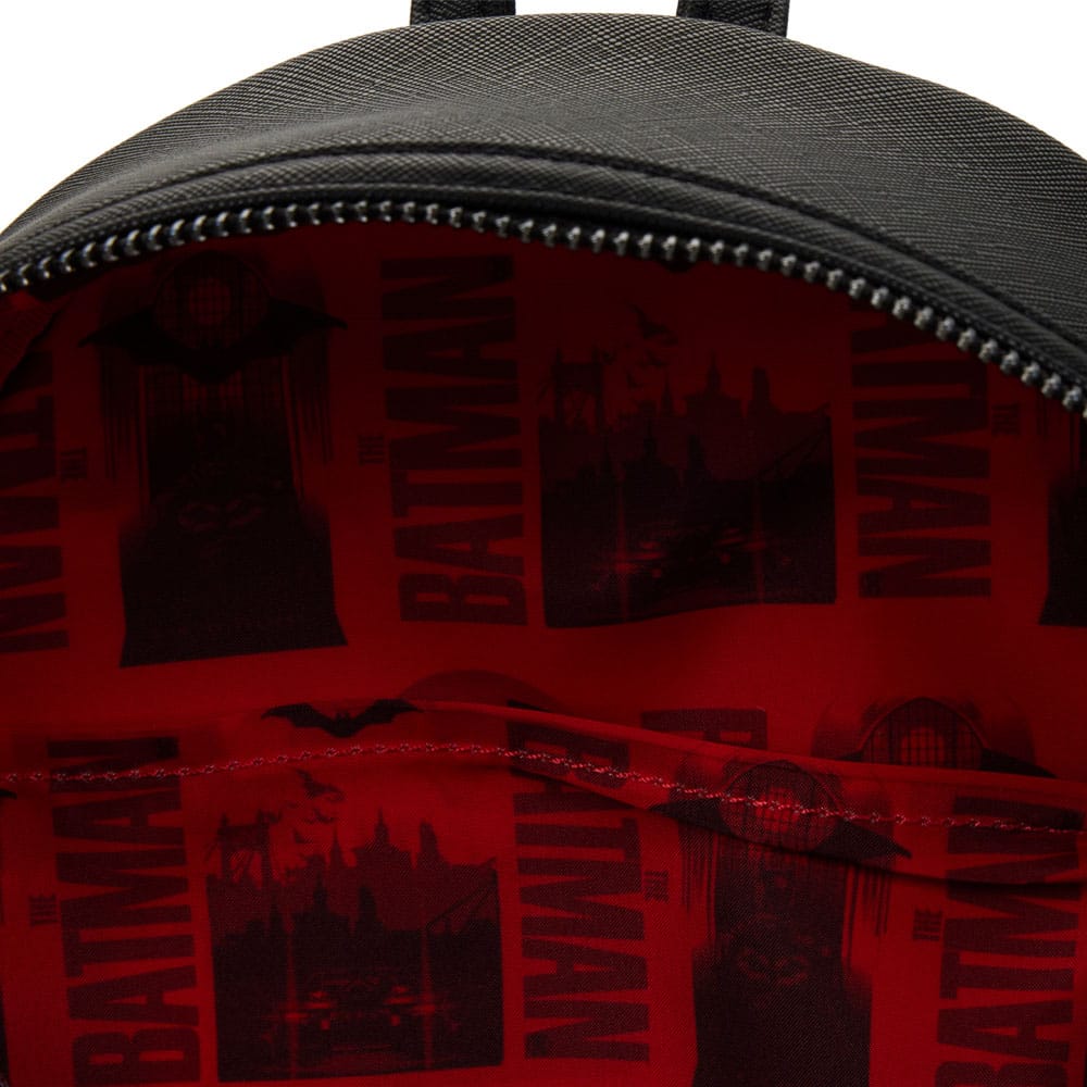 Loungefly: DC Comics - The Batman Cosplay Mini Backpack