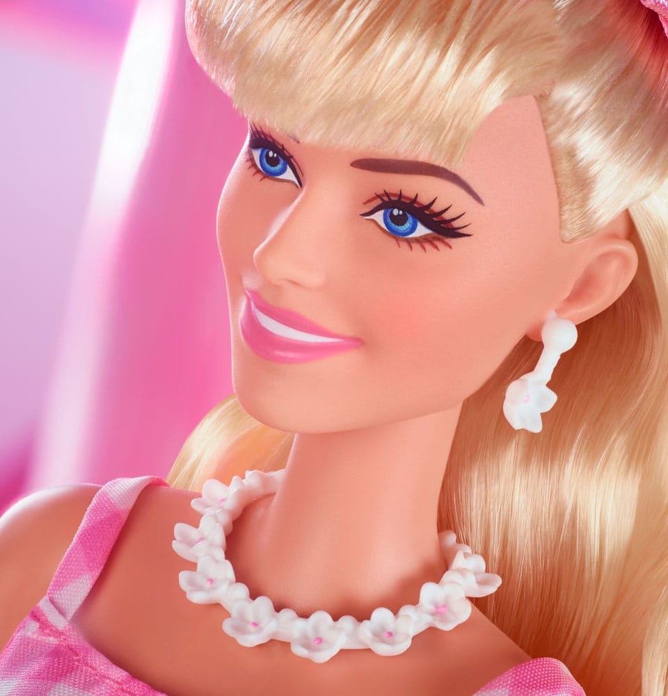 Barbie The Movie poupée Barbie in Pink Gingham Dress