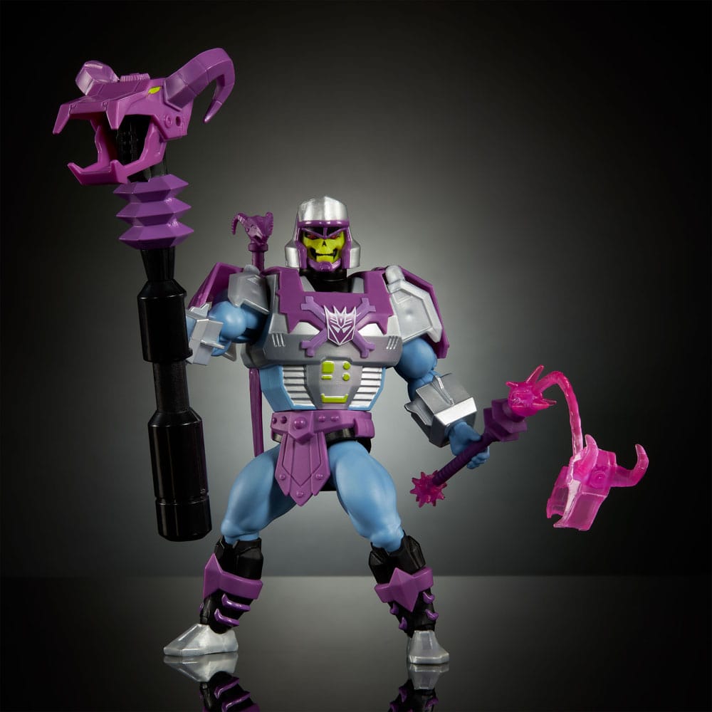 Masters of the Universe x Transformers figurine Megatron Armor Skeletor heo European Exclusive 14 cm