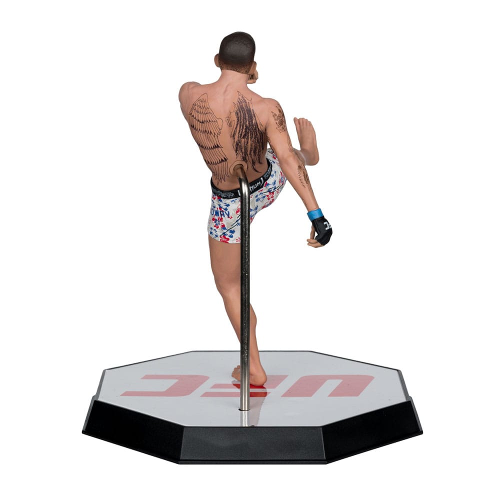 UFC Posed statuette Max Holloway 18 cm