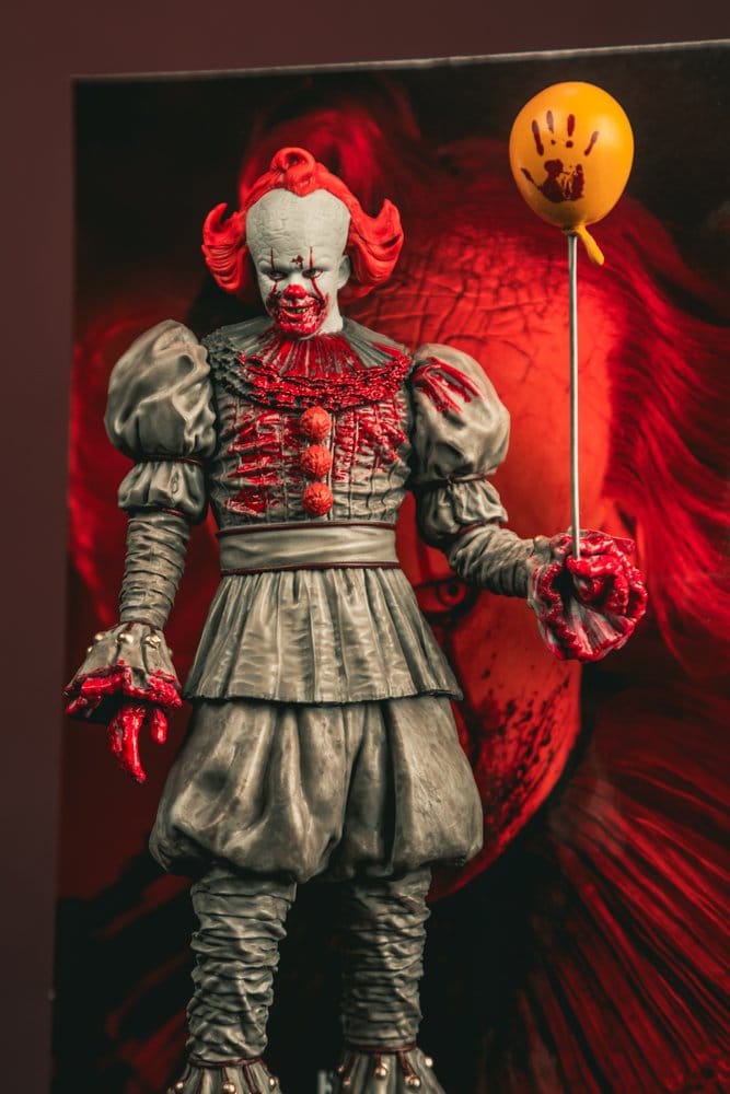 Ça Welcome to Derry Movie Maniacs figurine Pennywise (Bloody) 16 cm