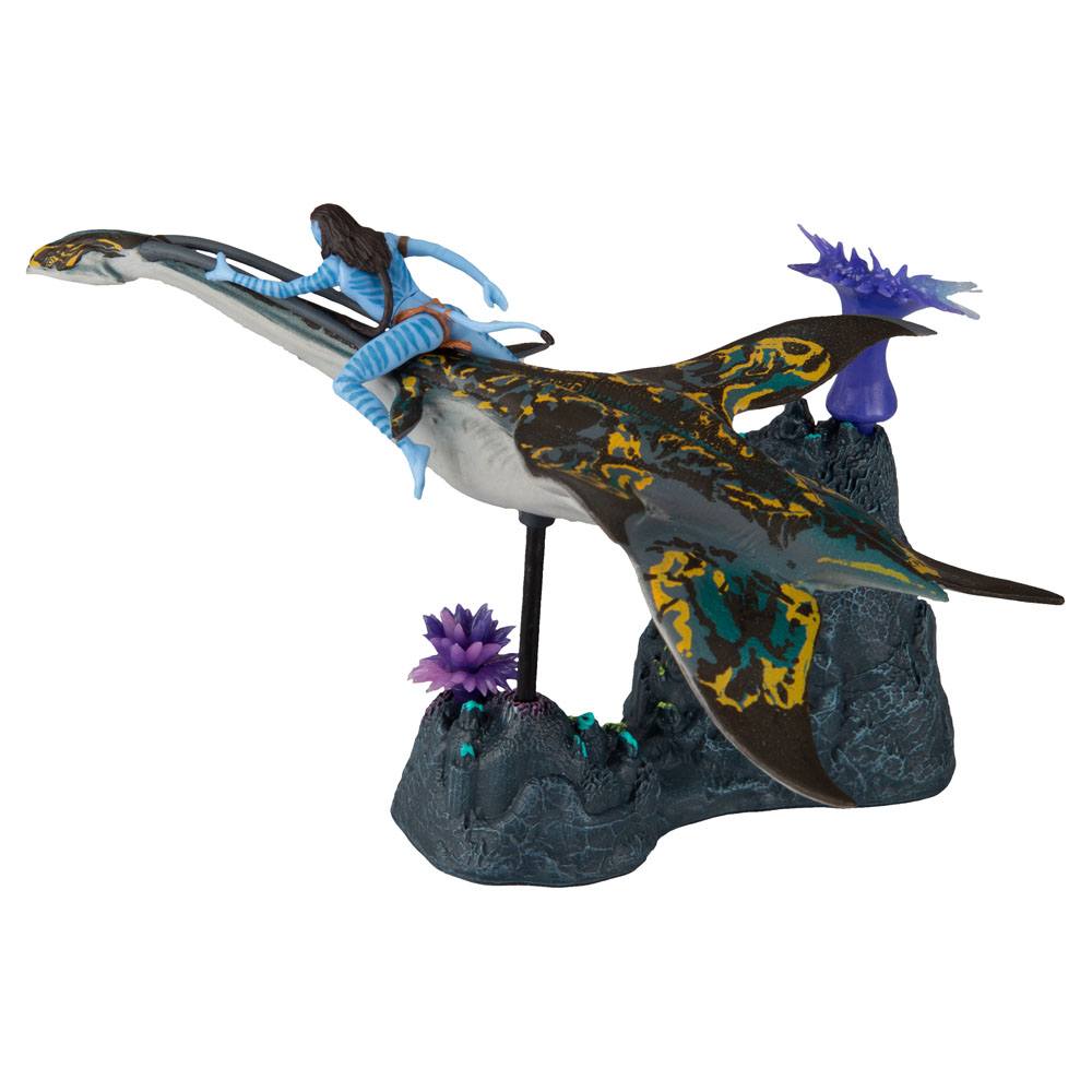 Avatar : La Voie de l'eau figurines Deluxe Medium Neteyam & Ilu