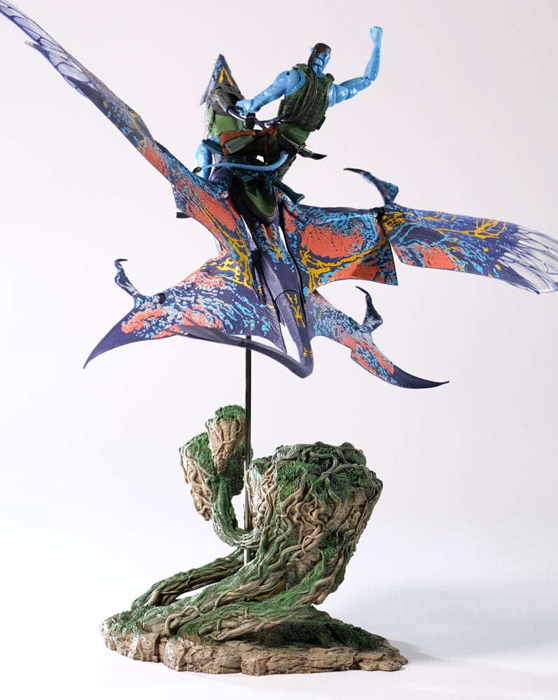 Avatar : La Voie de l'eau figurine Recom Quaritch & RDA Banshee (Gold Label)