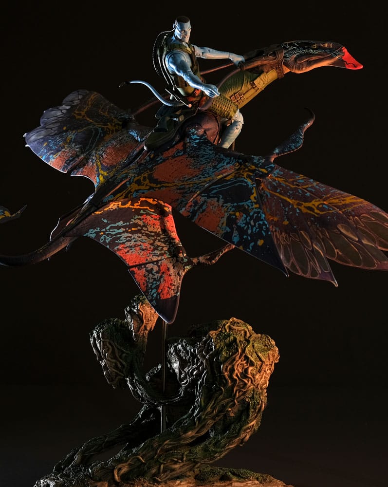 Avatar : La Voie de l'eau figurine Recom Quaritch & RDA Banshee (Gold Label)