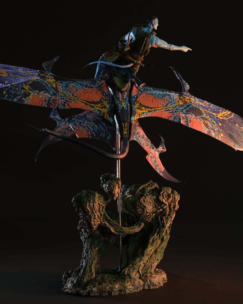 Avatar : La Voie de l'eau figurine Recom Quaritch & RDA Banshee (Gold Label)