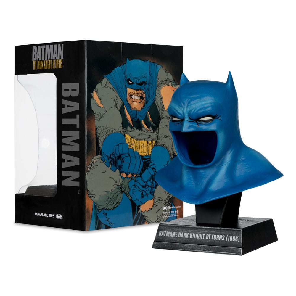 The Dark Knight Returns DC Direct mini réplique 1/3 masque de Batman 19 cm