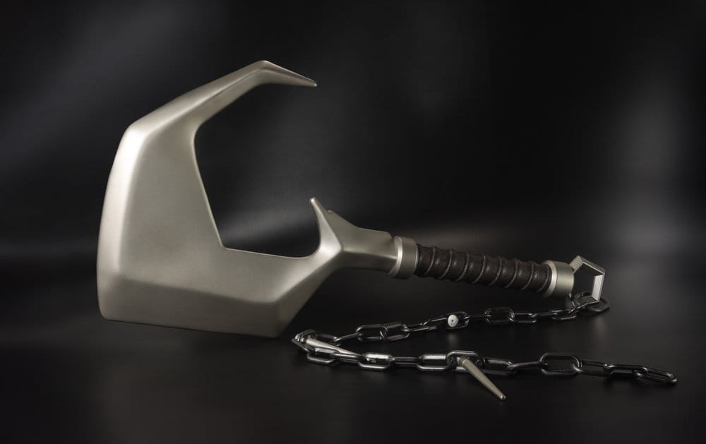 DC Direct réplique à l'échelle 1/1 Lobos Hook (Supergirl Movie)