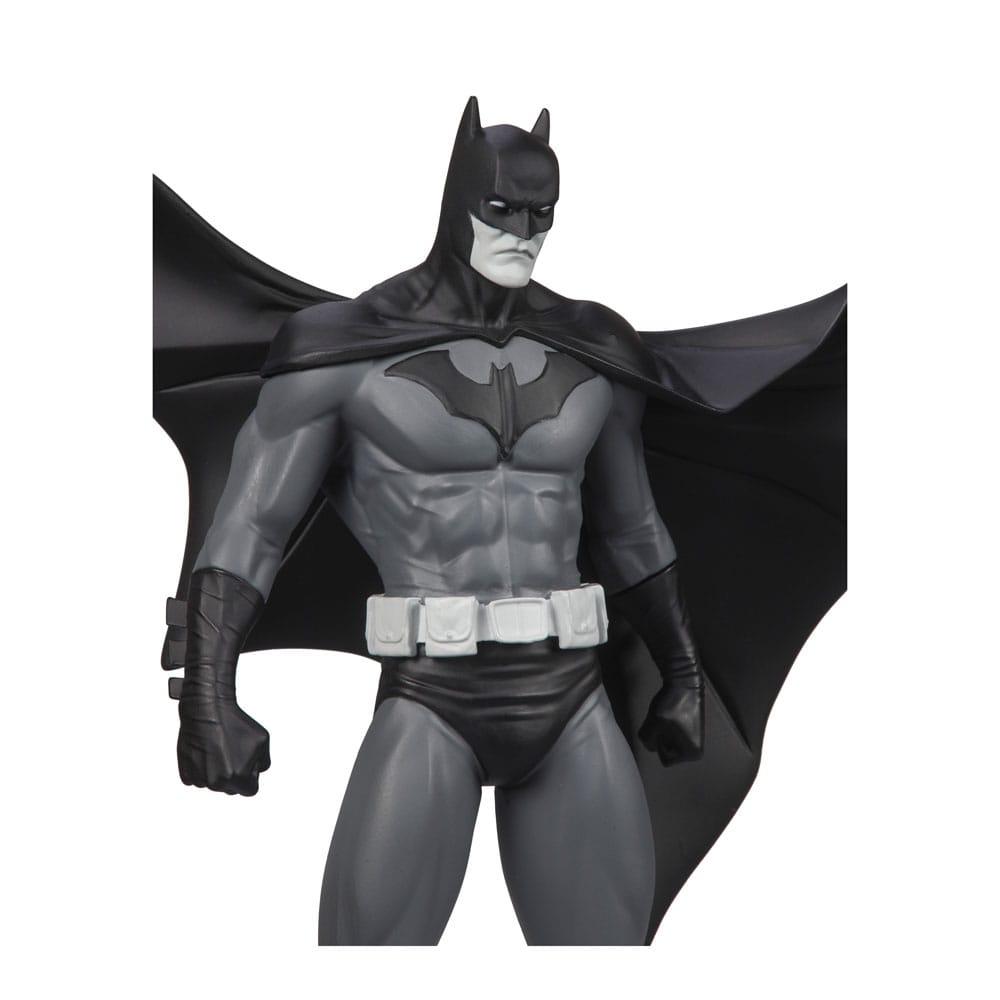 DC Direct statuette  Batman Black & White Batman (by Jorge Jimenez) 27 cm