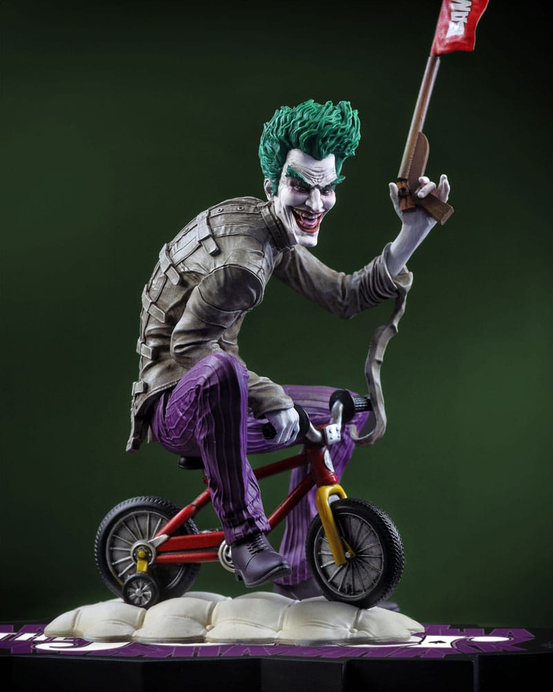 DC Direct statuette  1/10 The Joker: Purple Craze - The Joker by Kaare Andrews 18 cm