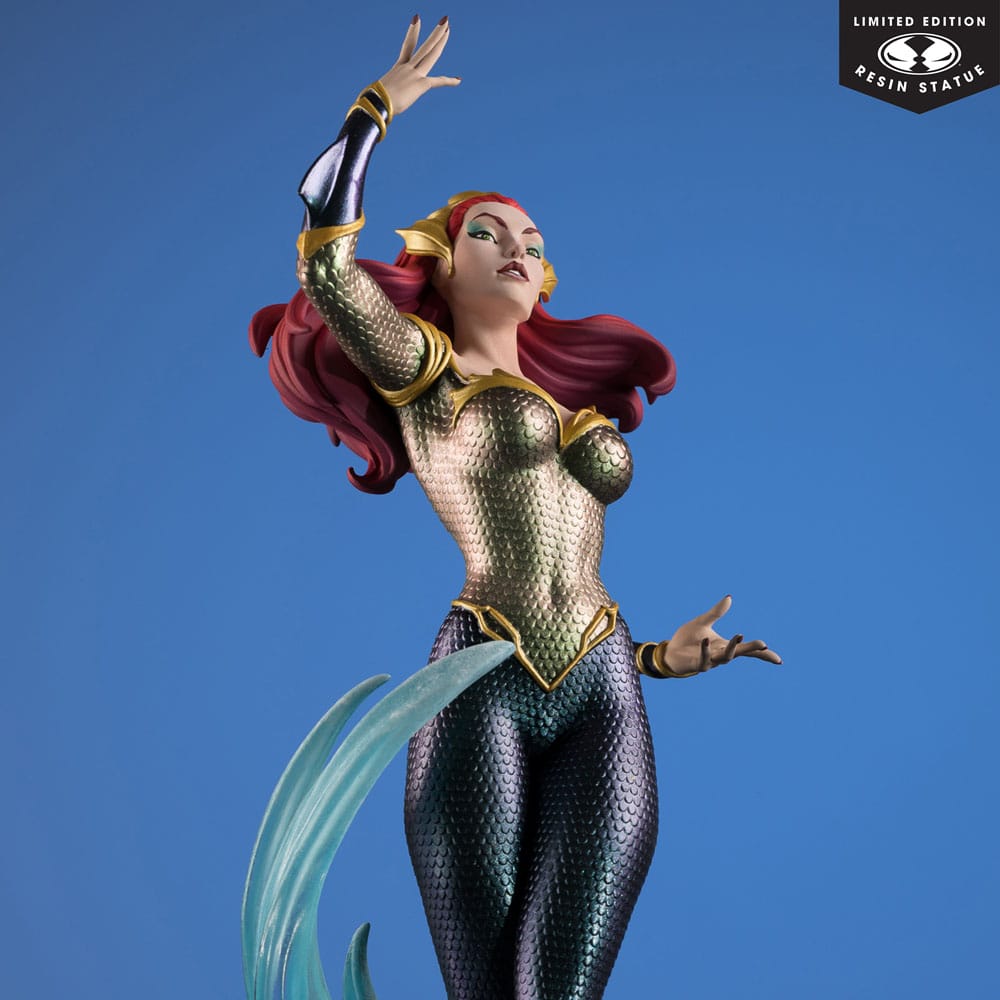DC Direct Cover Girls statuette 1/8 Mera by J. Scott Campbell 26 cm