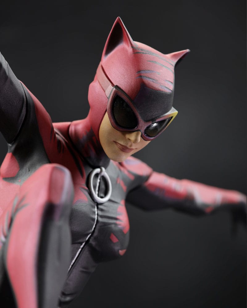 DC Designer Series statuette 1/6 Catwoman by Jock 33 cm