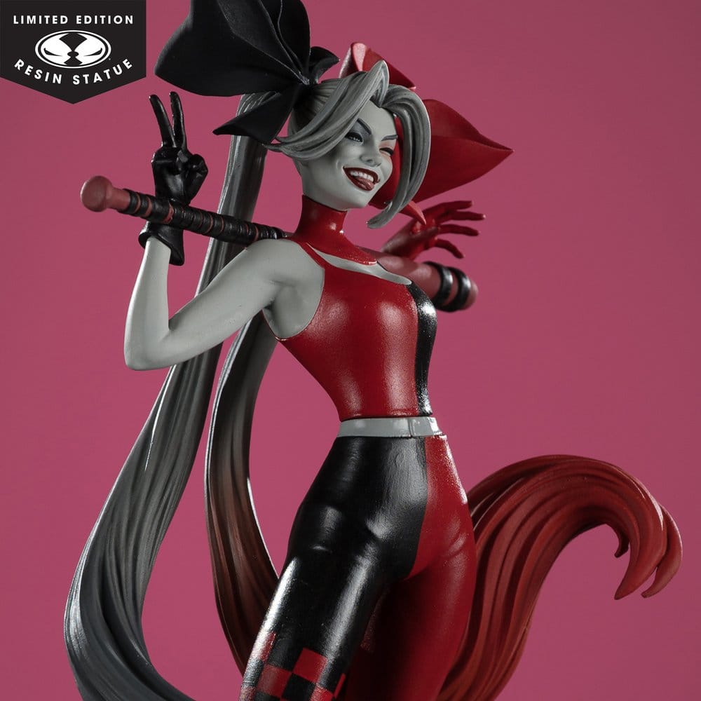 DC Direct Harley Quinn: Red, White & Black statuette 1/10 Harley Quinn by Alex Garner 21 cm