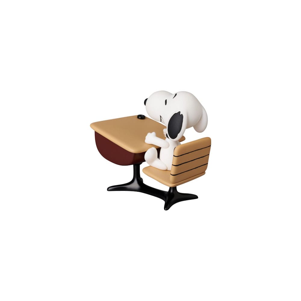Peanuts mini figurine Medicom UDF série 18 Snoopy with desk 9 cm