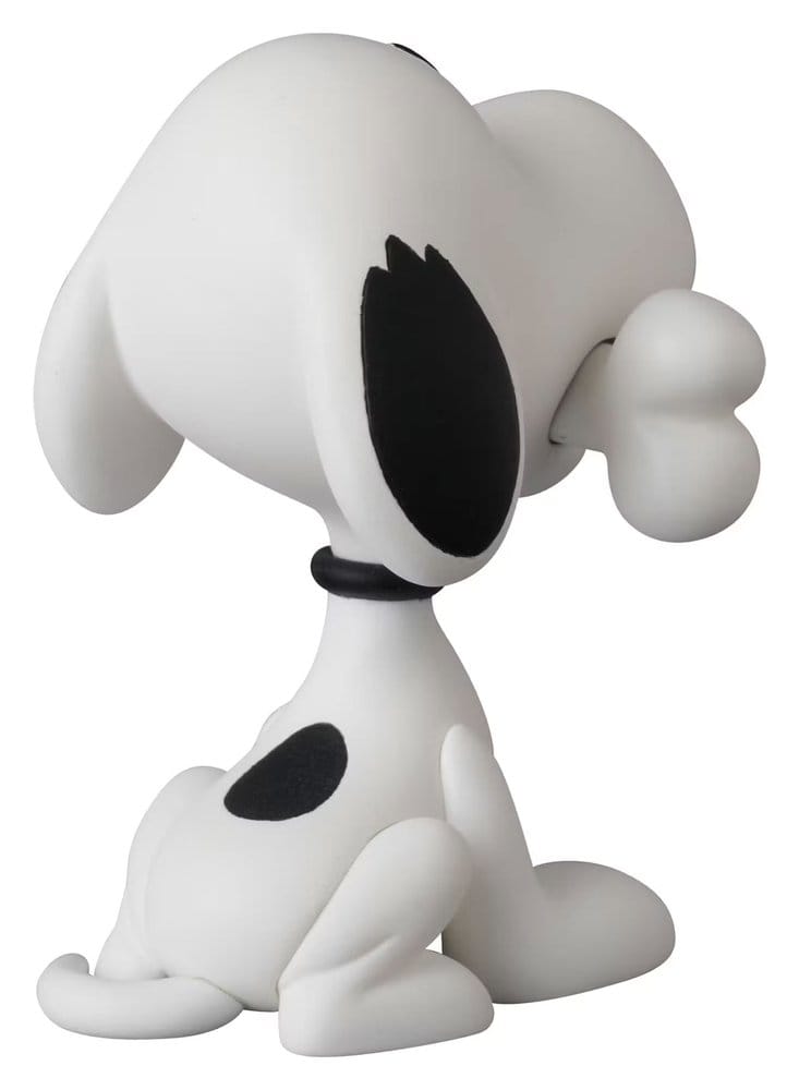 Peanuts UDF Series 20 Mini figurine Snoopy with Bone 6 cm
