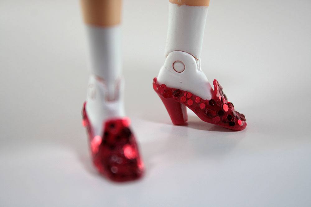 Le Magicien d'Oz figurine Dorothy 20 cm
